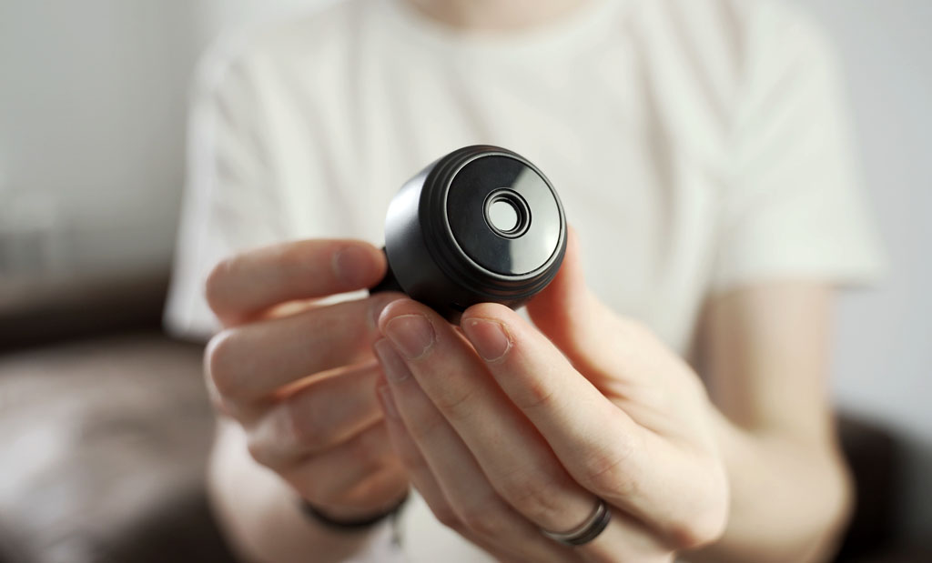 CamTrack™️: Homeowners Are Trading in Their Doorbell Cams For THIS